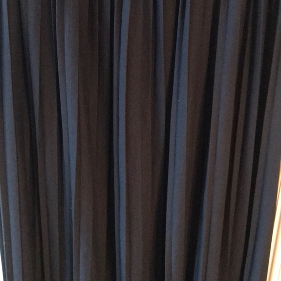 Black Skirt - Picture 2 of 5